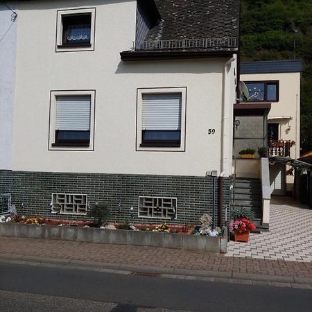 Kestert Gaestehaus Rheinburgenblick מראה חיצוני תמונה